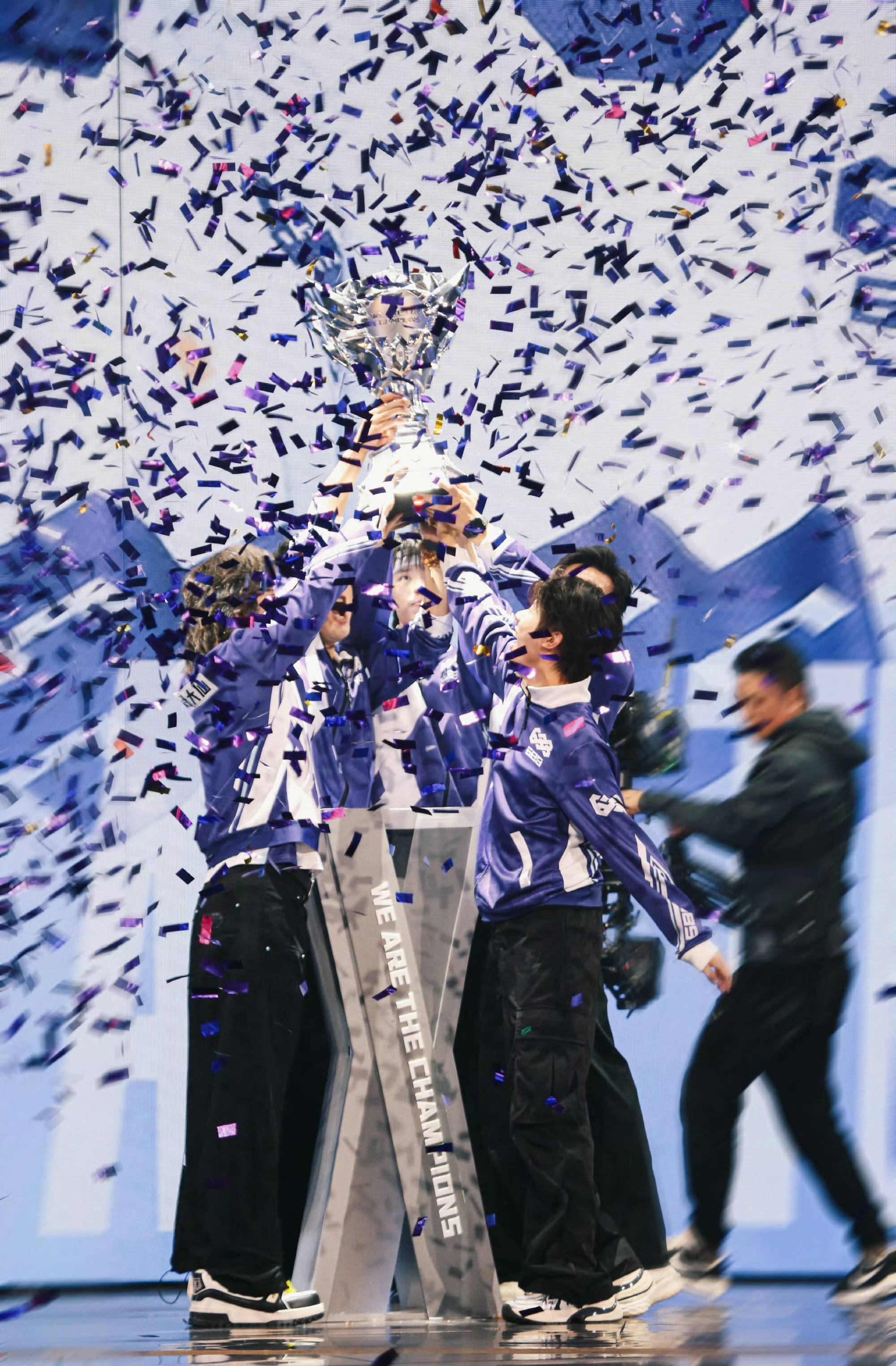 热血激战，球场上的荣誉之战即将打响