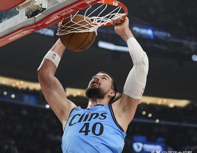 od体育官网app-关于爵士队外线投篮手感火热，逆转胜利的信息