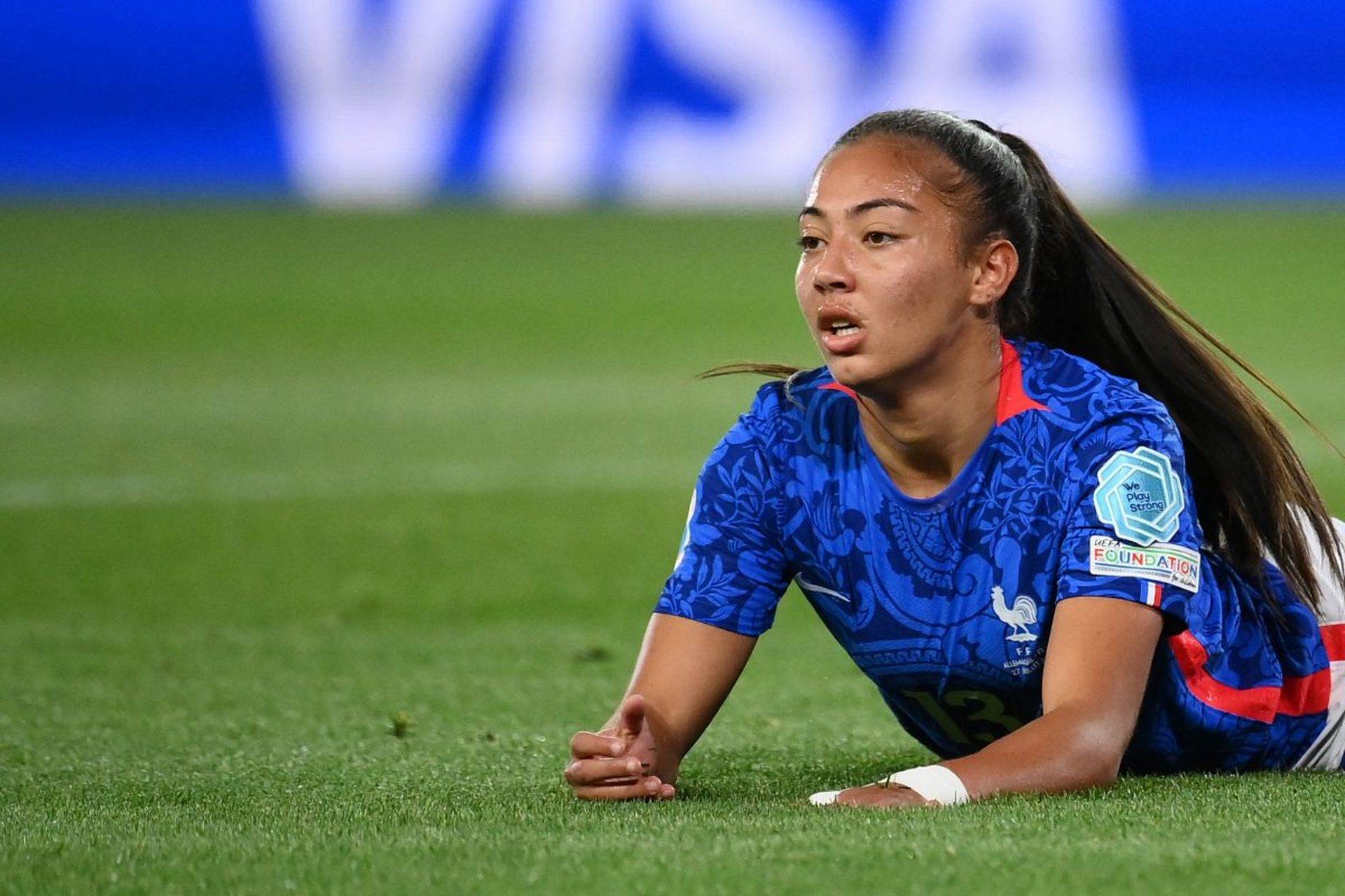 法国女足主场惨遭逆转,丢掉小组赛第一 法国女足主场惨遭逆转,丢掉小组赛第一