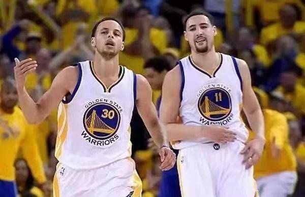 od体育在线登录-勇士与对手正式敲定五场2换1交易，引发球迷热议的简单介绍