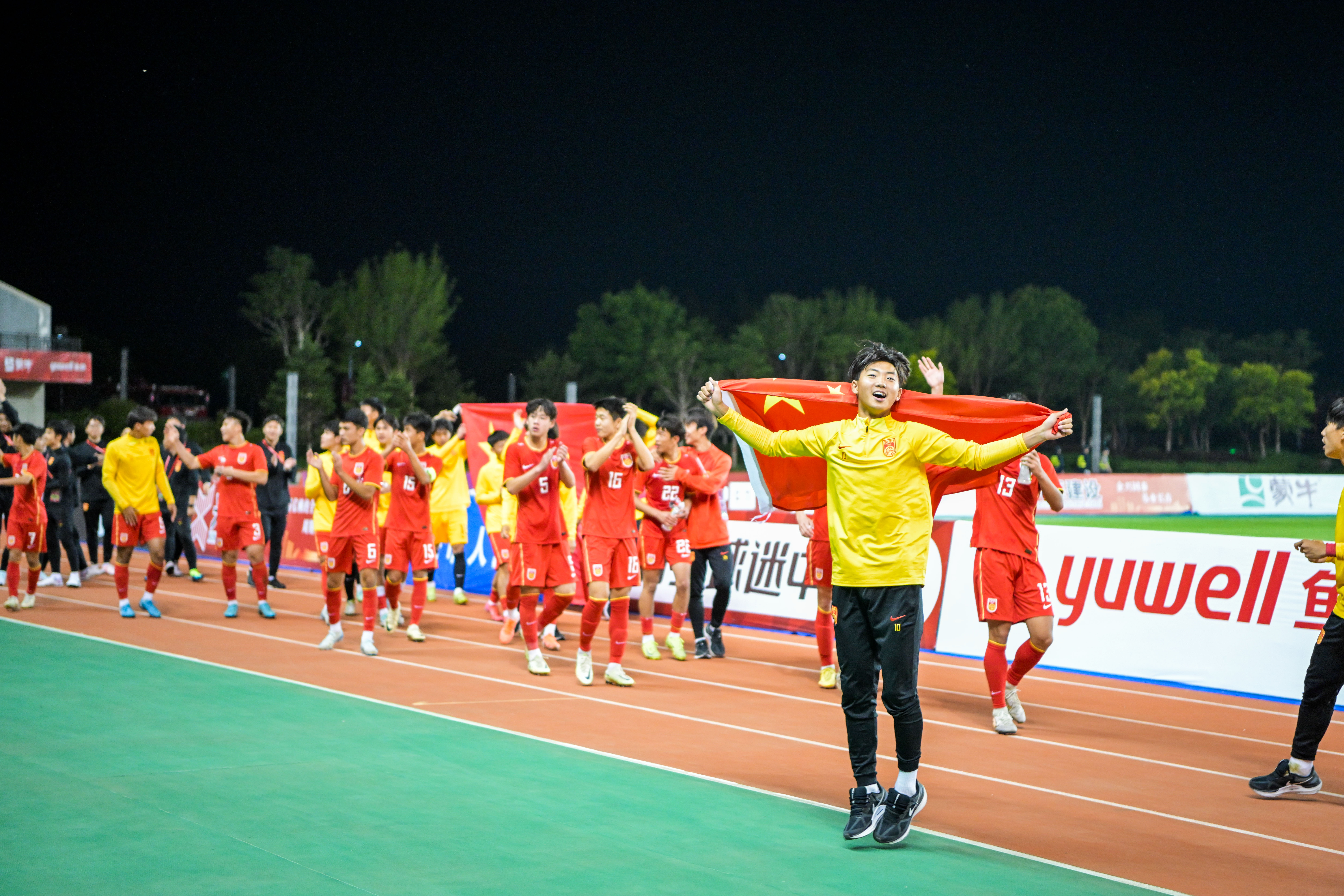 国内球队在大洲比赛中携手成功 国内球队在大洲比赛中携手成功