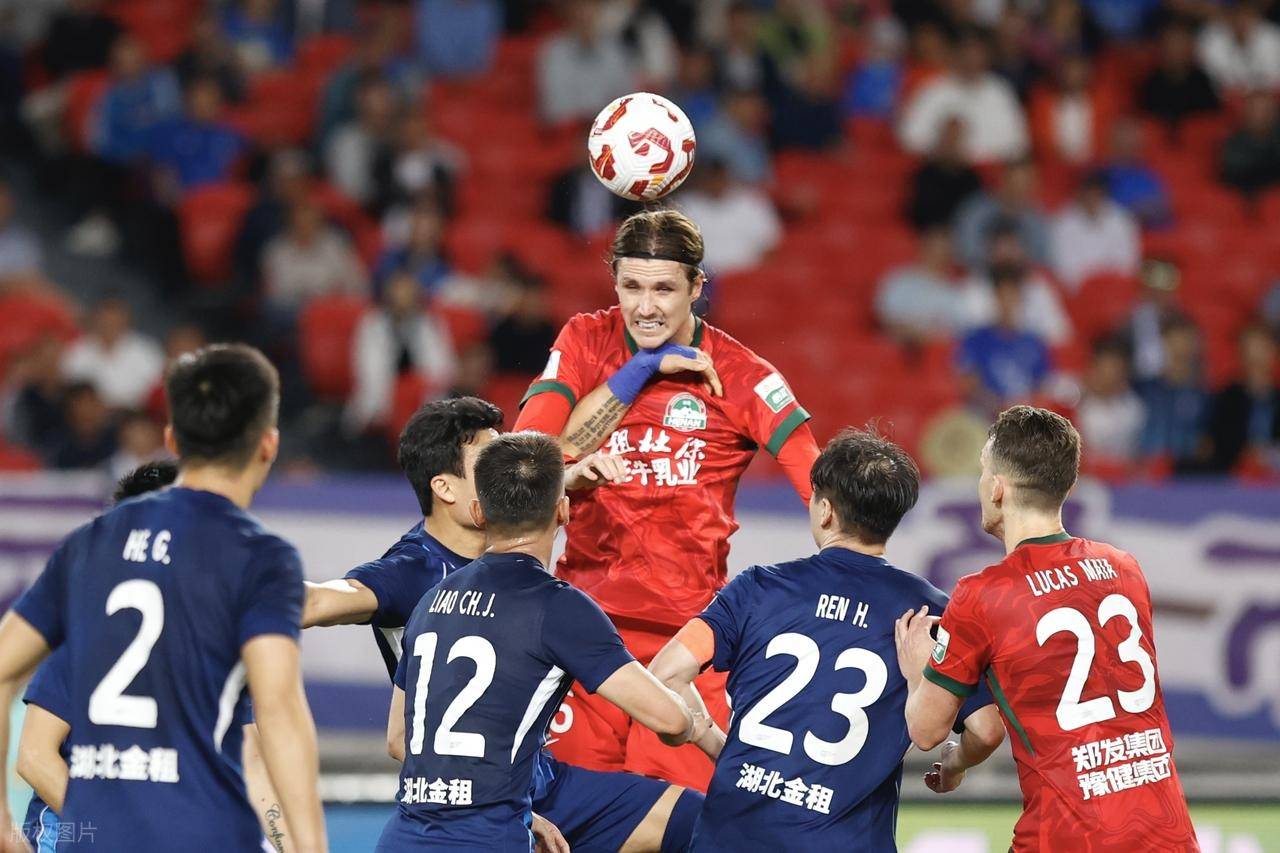 od体育网页版登录入口-球队士气高涨继续胜利势头的简单介绍