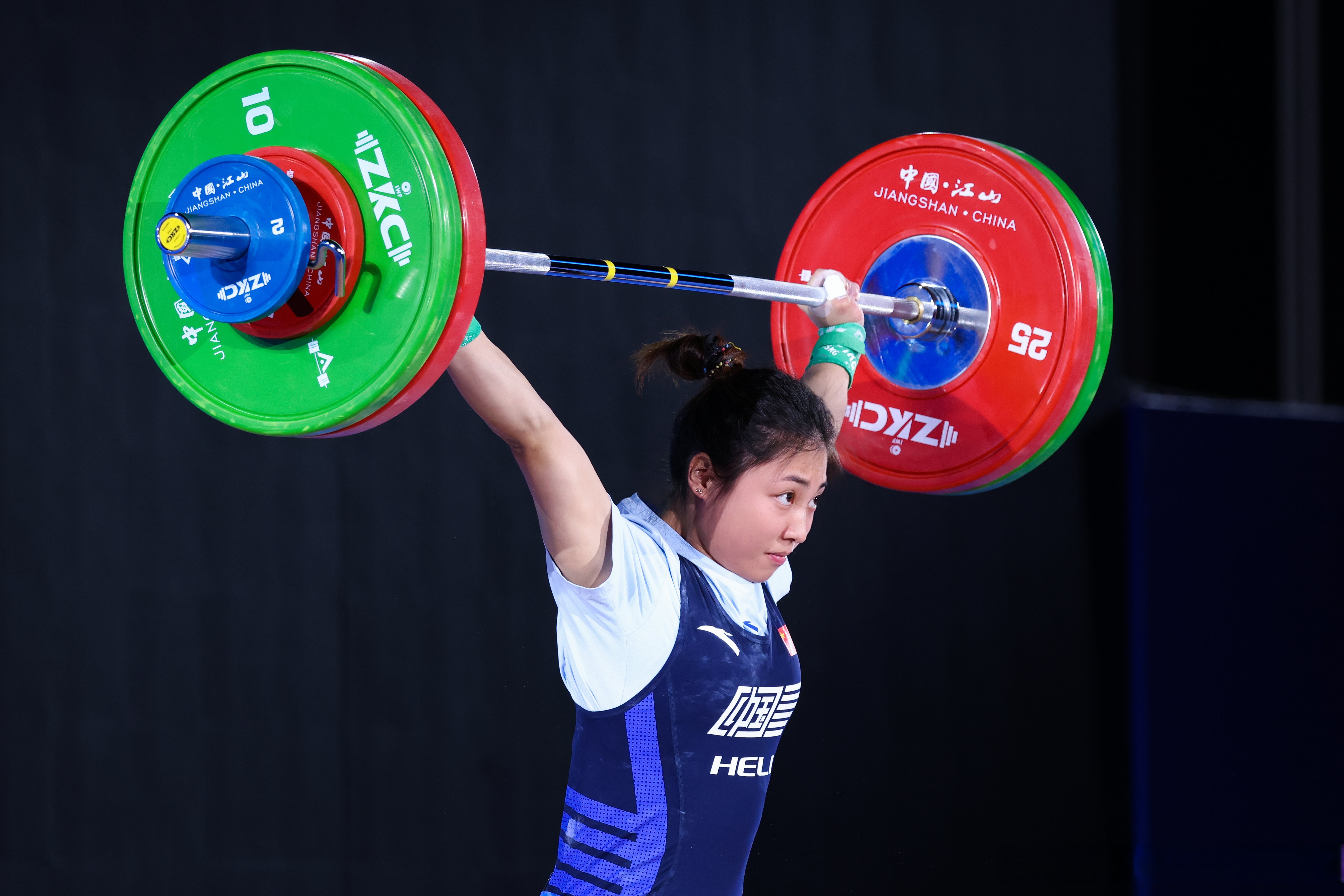 od体育网页版-举重选手力量爆发，轻取金牌归属的简单介绍